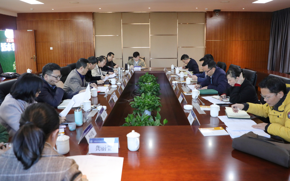 1611919395368050.jpg 8Q0A7734.jpg