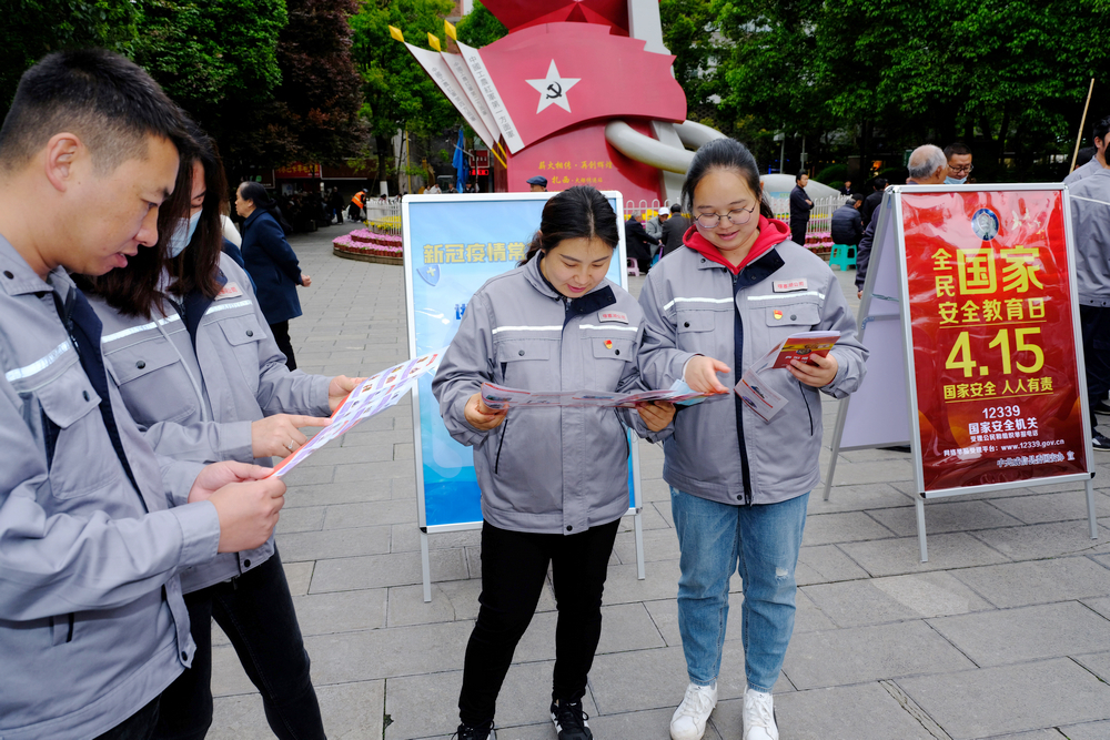 1619082646392837.jpg 堰塞湖原圖.jpg