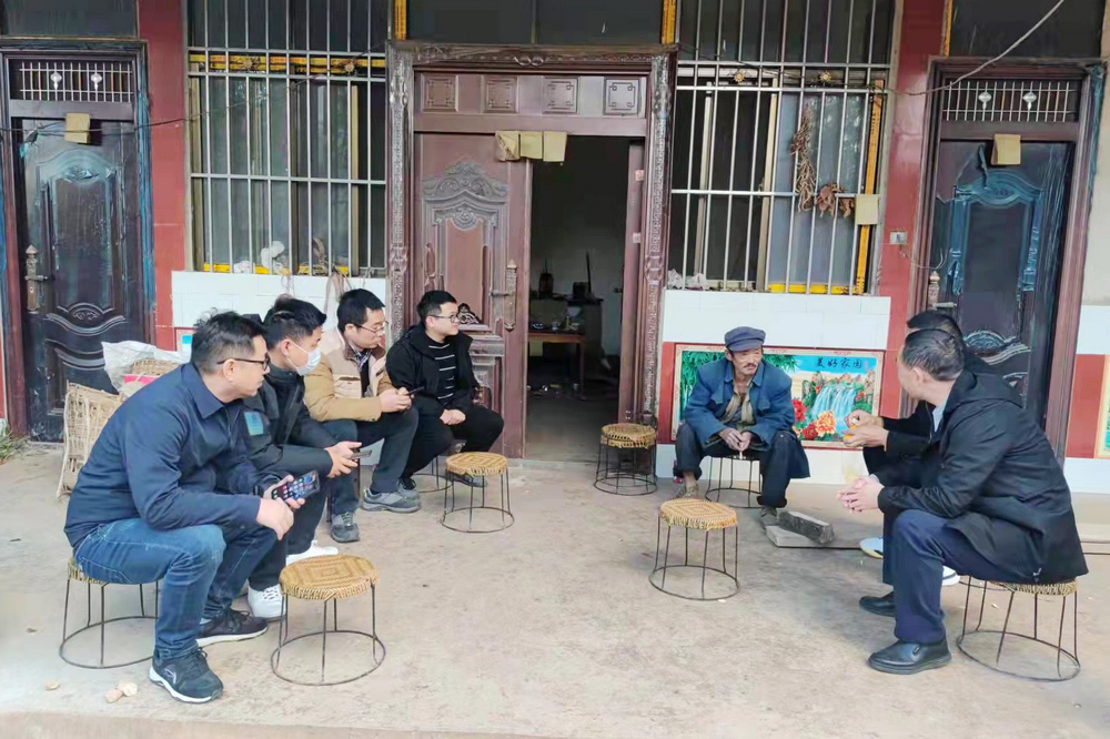 1647347169712907.jpg 赴保山隆陽區(qū)瓦馬鄉(xiāng)集鎮(zhèn)供水廠調(diào)研并與當(dāng)?shù)卮迕窠涣?jpg